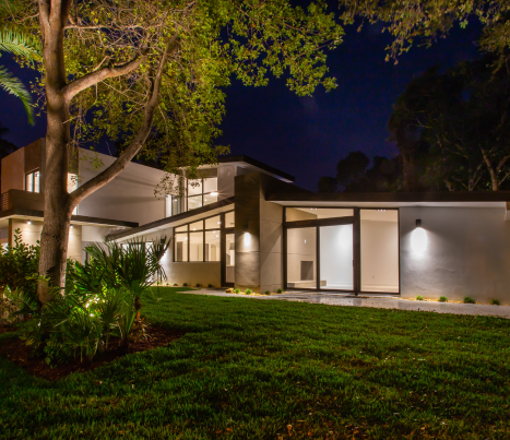 Luxury Residence - 3111 SW 22nd Ave